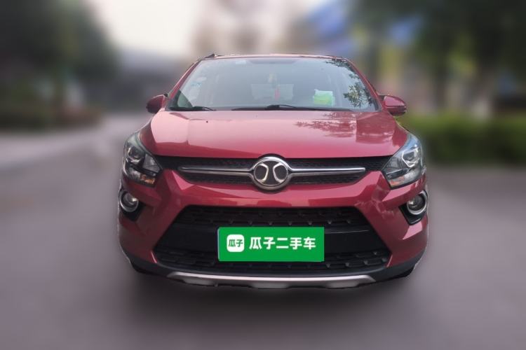 Used BAIC Senova X25 2015 1.5L manual Comfort trim level Front