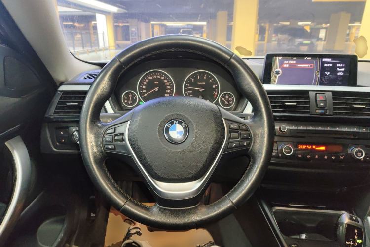Used BMW 4 Series 2014 420i Fashion Model