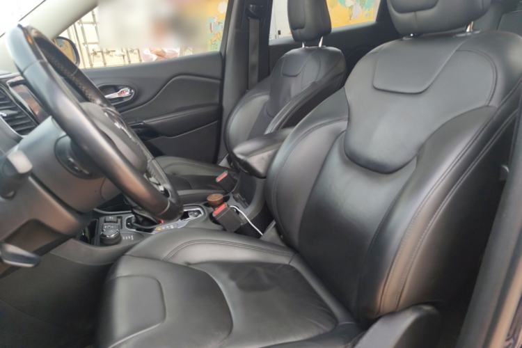 Used Jeep Cherokee 2020 2.0T Four-Wheel Drive Night Eagle Edition