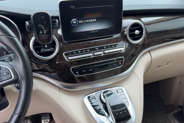 Used Mercedes-Benz V-Class 2018 V 260 Prestige Edition China VI