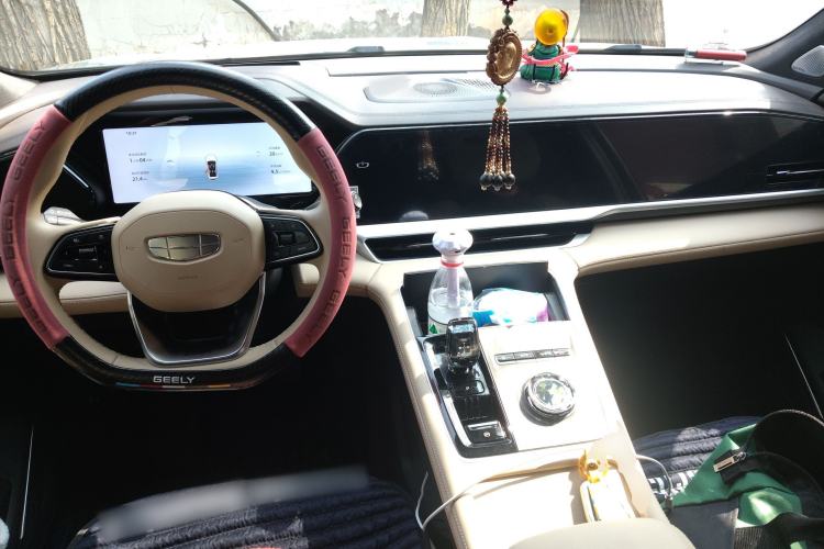 Used Geely Auto Monjaro L 2025 Dongfang Yao 2.0TD Automatic Lanxing Edition
