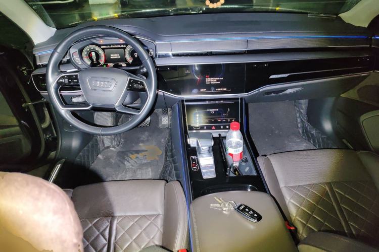 Used Audi A8 2022 A8L 50 TFSI quattro Comfort Edition Collector's Model
