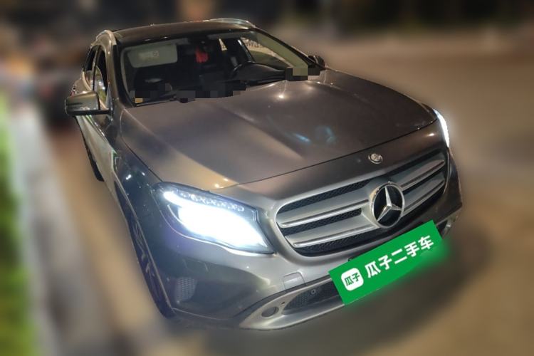 Used Mercedes-Benz GLA 2016 GLA 220 4MATIC Fashion Edition Front Right 45 Deg