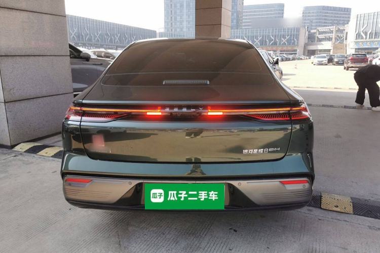 Used Geely Galaxy Galaxy 8 2025 130km EM-i Prestige Edition