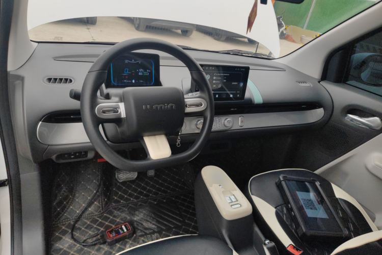 Used CHANGAN NEVO Lumin 2025 205km Refreshing Edition
