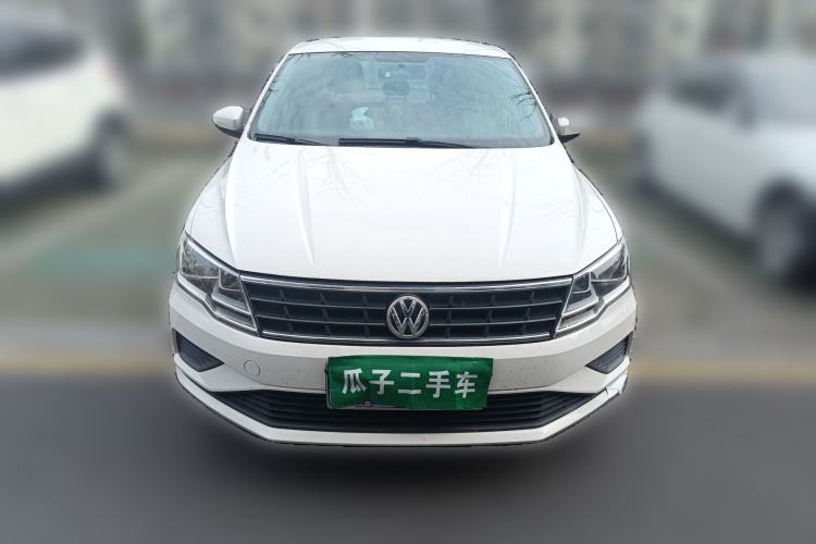 Used Volkswagen Jetta 2017 1.5L Manual Fashion Edition
