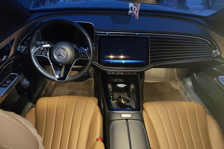 Used Mercedes-Benz E-Class 2024 Facelift E 260 L
