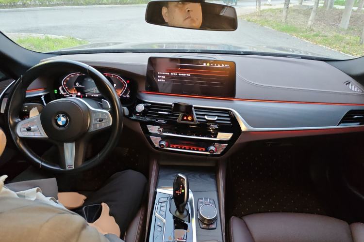 Used BMW 5 Series 2022 Restyled 530Li Luxury Edition M Sport Package
