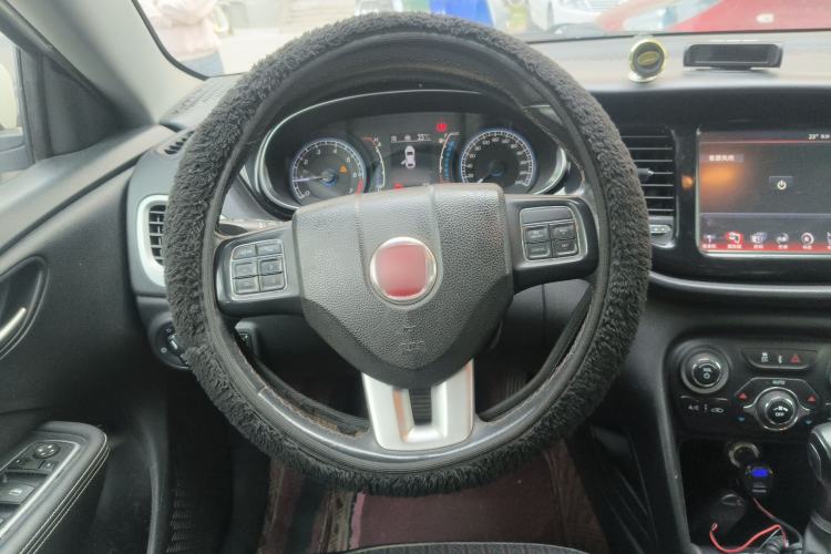 Used Fiat Viaggio 2012 1.4T Automatic Luxury Edition Steering Wheel