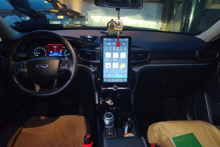 Used Ford Explorer 2020 EcoBoost 285 Four-Wheel Drive Trend Edition 6 Seats Interior 2