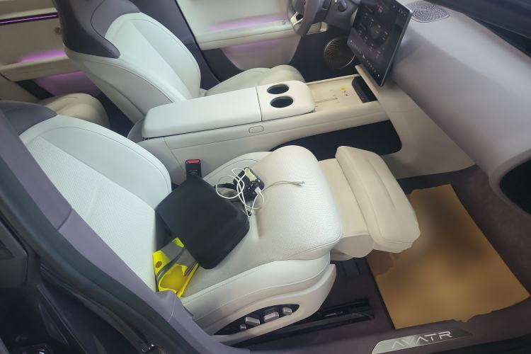 Used Avatr 06 2025 Max Extended-Range Edition