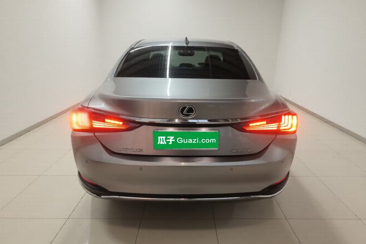 Used Lexus ES 2020 200 Excellence Edition Rear