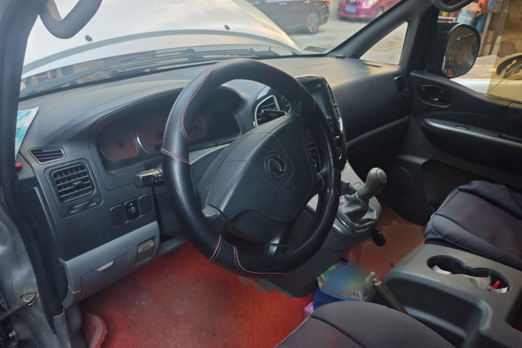 Used FORTHING Lingzhi 2014 M5 Q3 2.0L 7-seat Long-Wheelbase Comfort Version