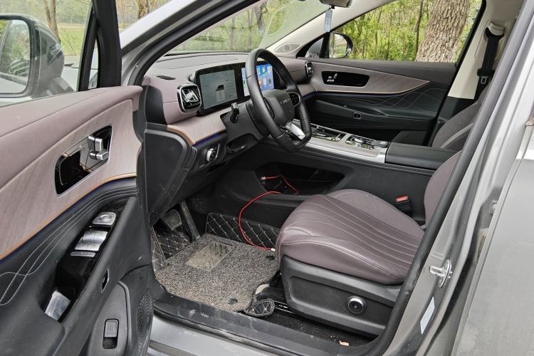 Used Chery Tiggo 9 C-DM 2025 1.5T 106KM Ultra-Comfort Edition 5 Seats Lithium-NMC
