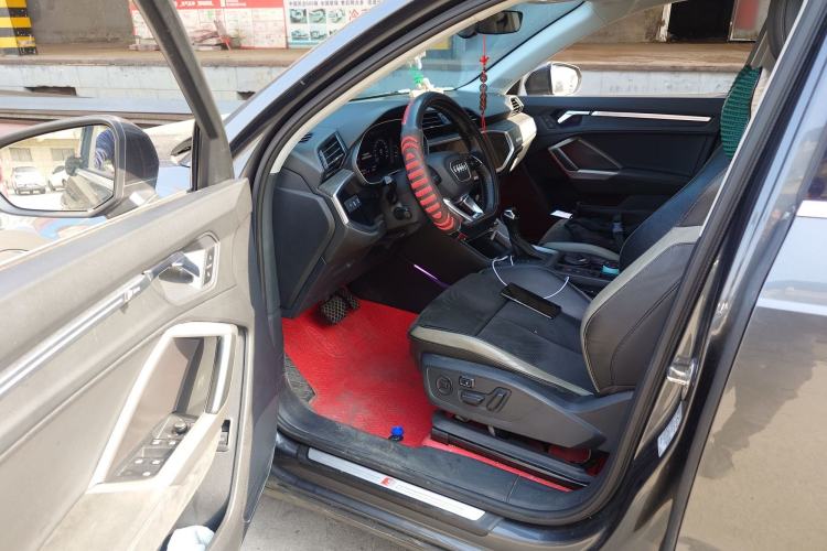 Used Audi Q3 2020 35 TFSI Fashion Dynamic Model