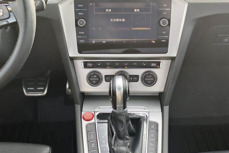 Used Volkswagen Variant 2018 380TSI Two-Wheel Drive Comfort Edition