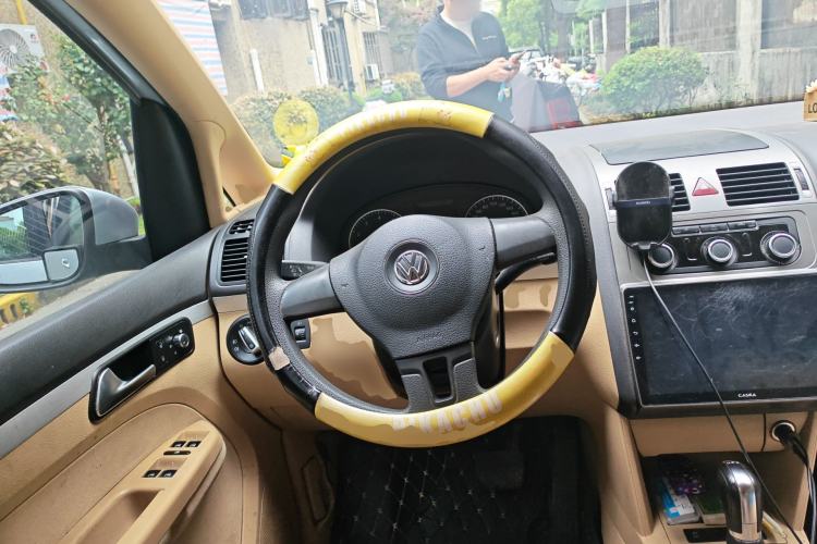 Used Volkswagen Touran 2011 1.4T DSG Zhiya Edition 5 Seats
