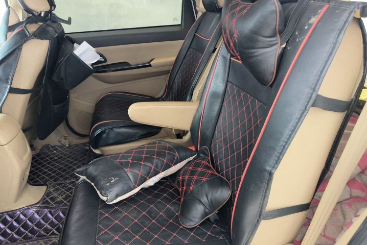 Used Wuling Hongguang 2016 1.5L S1 Deluxe Model China V-standard Left Rear Seat