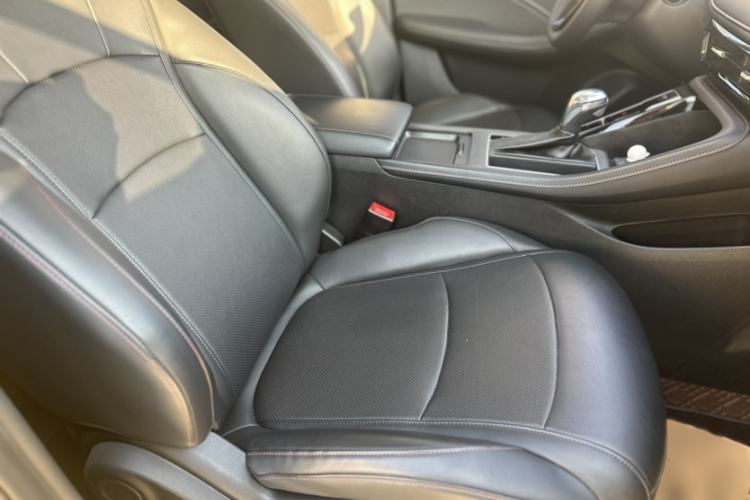 Used Roewe i5 2023 1.5L CVT Flagship Edition
