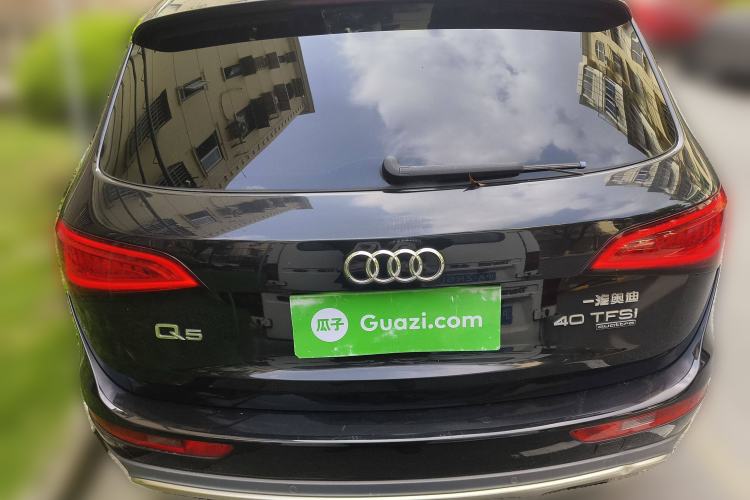 Used Audi Q5 2018 Collector's Edition 40 TFSI Technology Model
