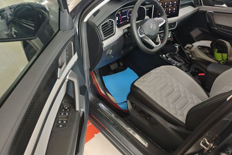 Used Volkswagen Tayron 2023 300TSI Two-Wheel-Drive Luxury Plus Advanced Edition Driver Seat