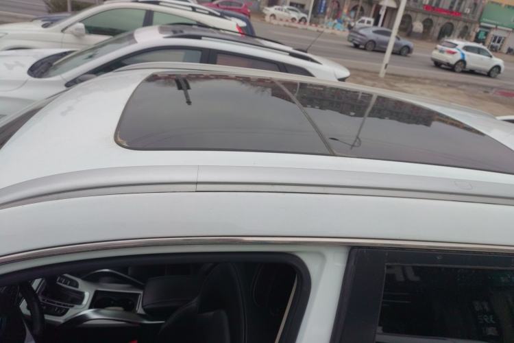 Used Geely Auto Emgrand X7 Sport 2018 1.8TD Automatic Two-Wheel Drive Smart Connect 4G Internet Edition