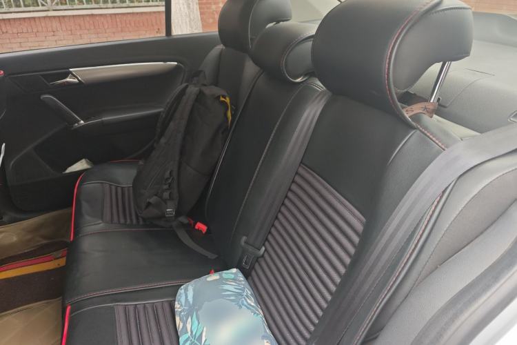 Used Volkswagen Lavida 2013 1.6L Automatic Luxury Edition Left Rear Seat