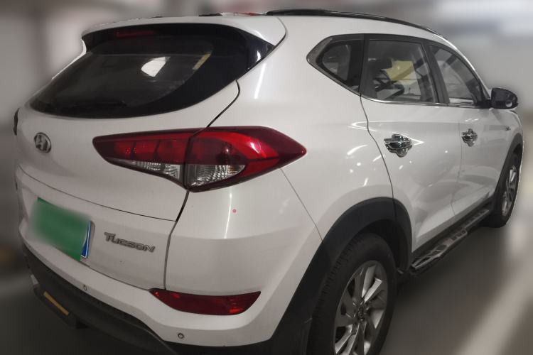 Used Hyundai Tucson 2015 1.6T Dual-Clutch Two-Wheel-Drive Smart Model Rear Right 45 Deg