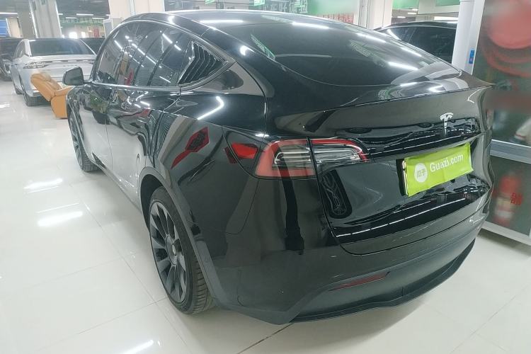 Used Tesla Model Y 2023 Rear-Wheel-Drive Version