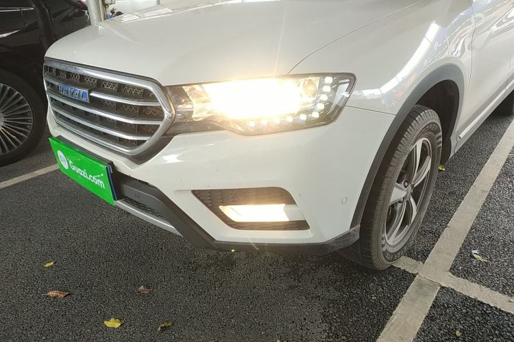 Used Haval H6 Coupe 2016 Blue Label 1.5T Automatic Two-Wheel Drive Elite Model Left Front Headlight