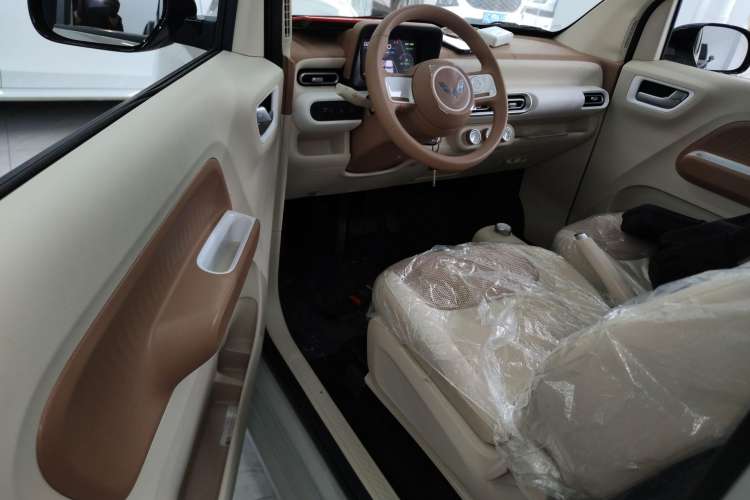 Used Wuling Hongguang MINIEV 2024 3rd Generation 215km Youth Edition