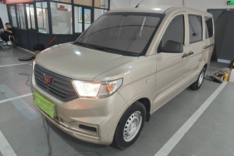 Used Wuling Hongguang V 2019 1.5L Jingqu Version China VI LAR
