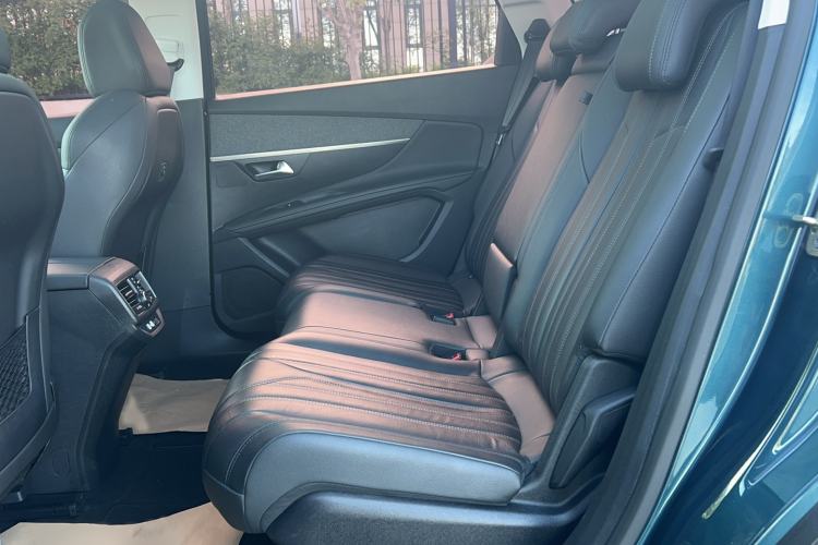 Used Peugeot 5008 2017 380THP 7-Seater Luxury Edition Left Rear Seat