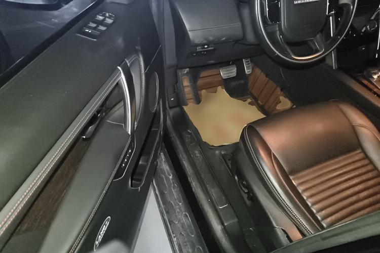 Used Land Rover Discovery Sport 2020 249 PS R-Dynamic Performance Tech Edition 7 Seats
