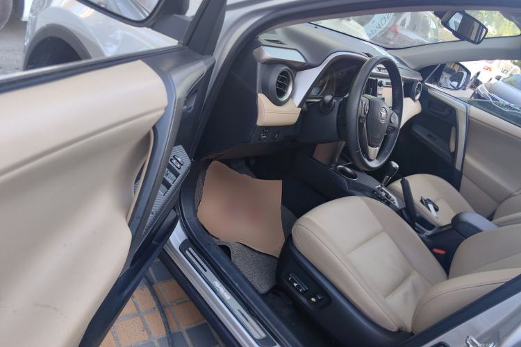 Used Toyota RAV4 2013 2.5L Automatic 4x4 Elite Edition
