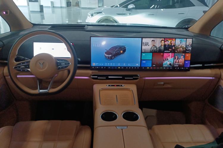 Used VOYAH Dream 2025 PHEV Four-Wheel-Drive Flagship Kunpeng Edition