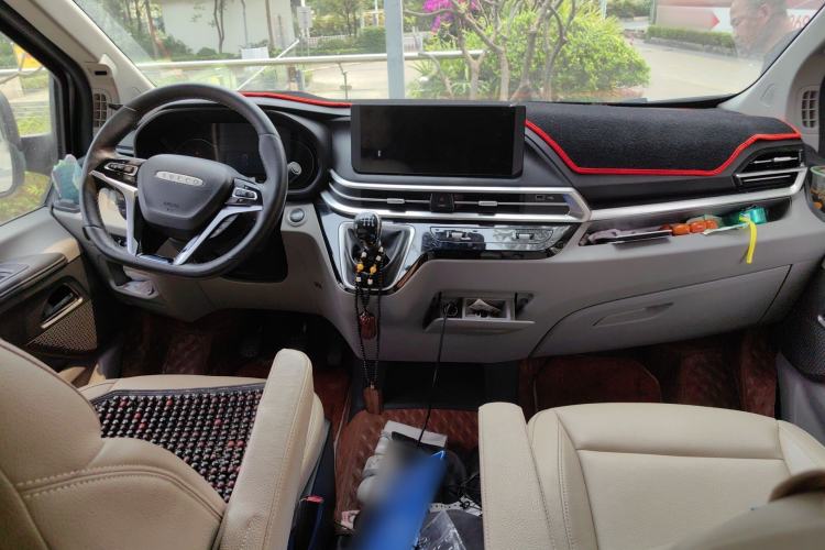 Used Iveco Fidato 2023 C30 Passenger Van 2.0T 93kW Manual Transmission Xingtu Edition Low Roof