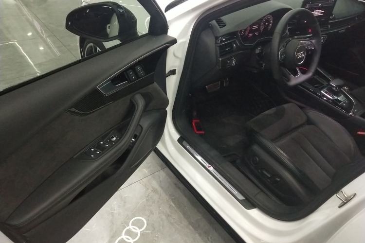 Used Audi A4L 2023 45 TFSI quattro Prestige Dynamic Edition