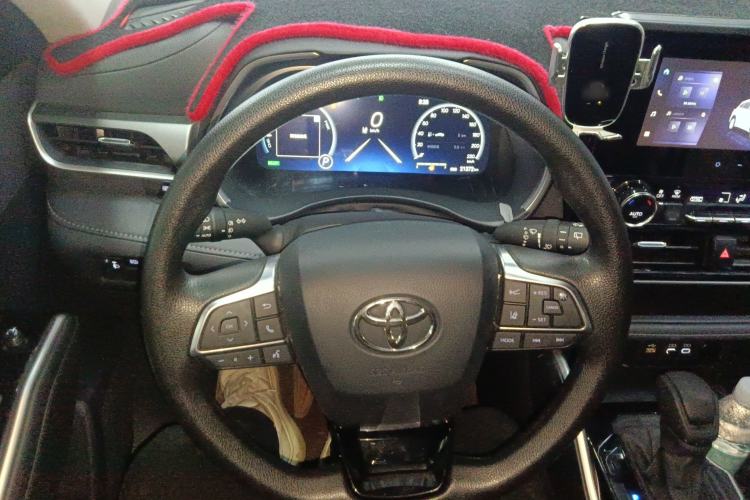 Used Toyota Highlander 2024 2.5L Smart Electric Hybrid Dual-Engine Two-Wheel Drive Elite Version 7 Seats Steering Wheel