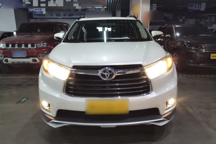 Used Toyota Highlander 2017 2.0T Four-Wheel Drive Luxury Edition 7 Seats Front