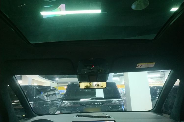 Used Zeekr 009 2022 Revised WE Version
