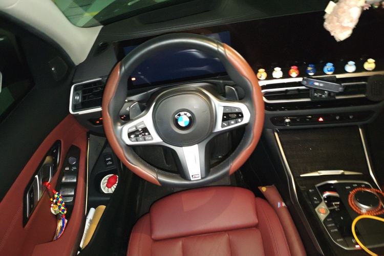 Used BMW 3 Series 2023 325Li M Sport Package Steering Wheel