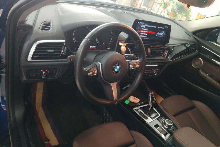 Used BMW 1 Series 2021 Revised 120i M Sport Night Edition Center Console