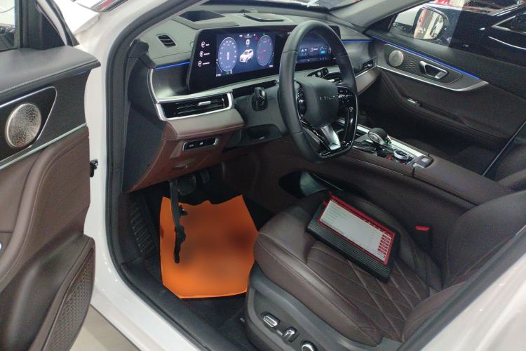 Used Chery Tiggo 8 PRO 2024 Champion Edition 390T Two-Wheel Drive Peak Version 5 Seats