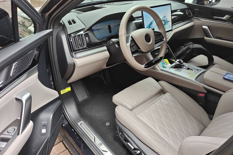 Used BYD Tang New Energy 2024 DM-i Glory Edition 112KM Flagship Model Driver Seat