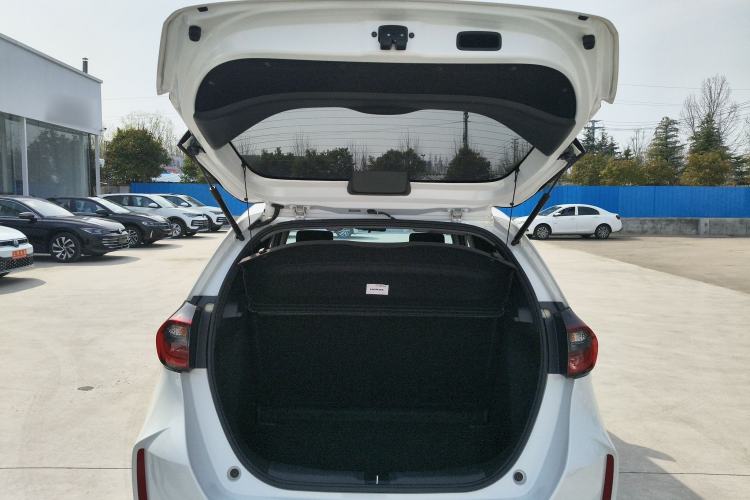 Used Honda Fit 2023 1.5L CVT Trend Edition Trunk