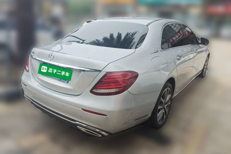 Used Mercedes-Benz E-Class 2016 E 300 L Stylish Model
