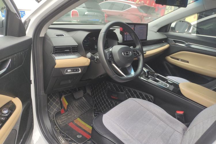 Used Geely Auto Emgrand L HiP 2024 Longteng Edition 1.5TD-DHT Pro 100KM Excellence Model Driver Seat