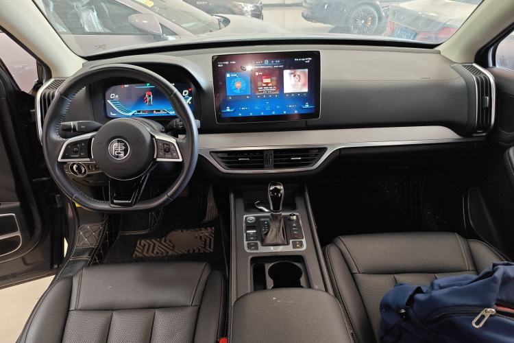 Used BYD Tang 2019 2.0T Automatic SmartConnect Luxury 7-Seater China VI Standard