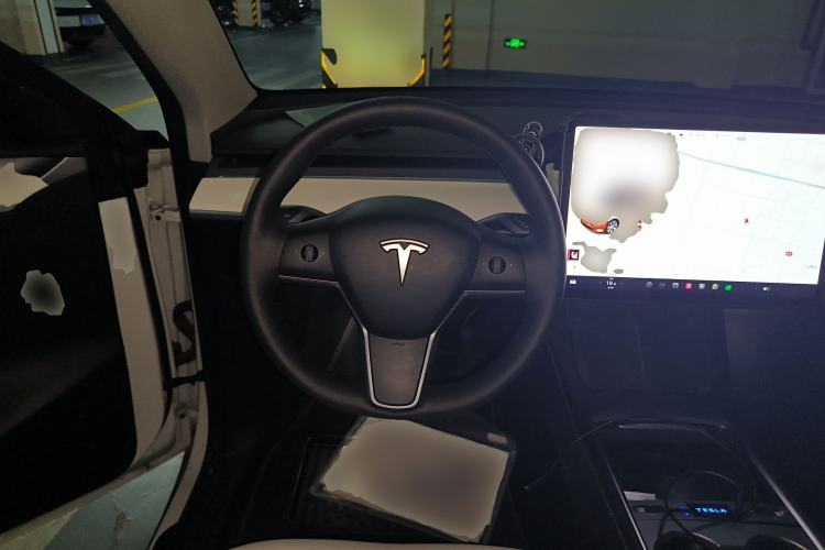 Used Tesla Model Y 2021 Long-Range All-Wheel-Drive Version 3D7
